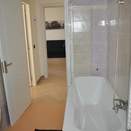Le Groane 3* Garbagnate Milanese